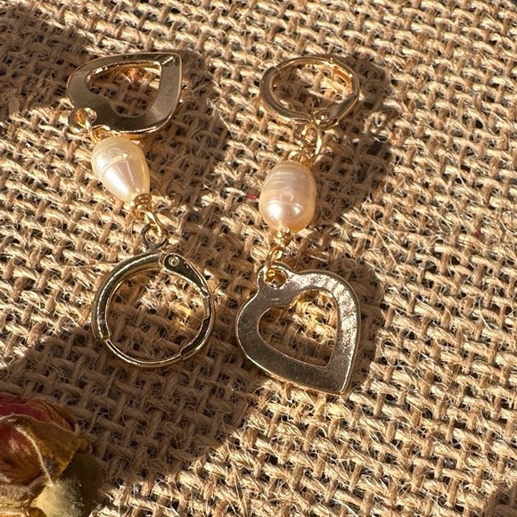 Freshwater Pearls and gold pave dangle drops/ long pearls drop earrings - Picture 1 of 3